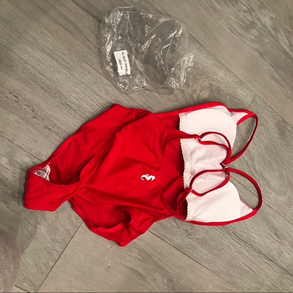 Red One Piece - Picture 4 of 7